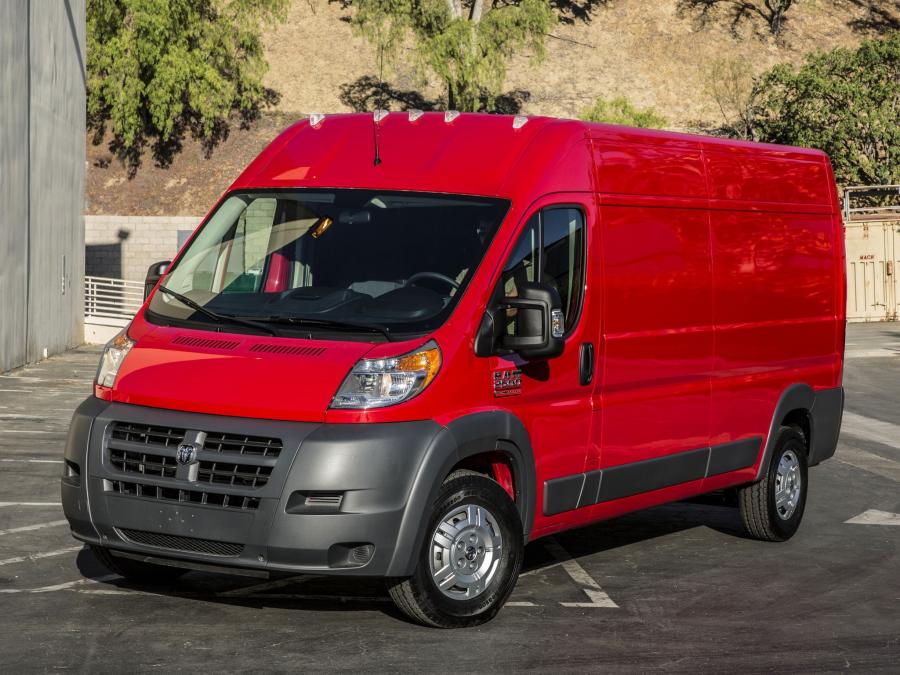  Dodge Ram ProMaster 2500 Cargo Van 2013 года  (фото 5 из 9)